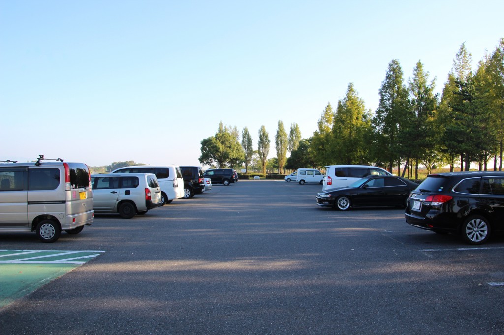 琵琶湖緑地公園　赤野井１　駐車場