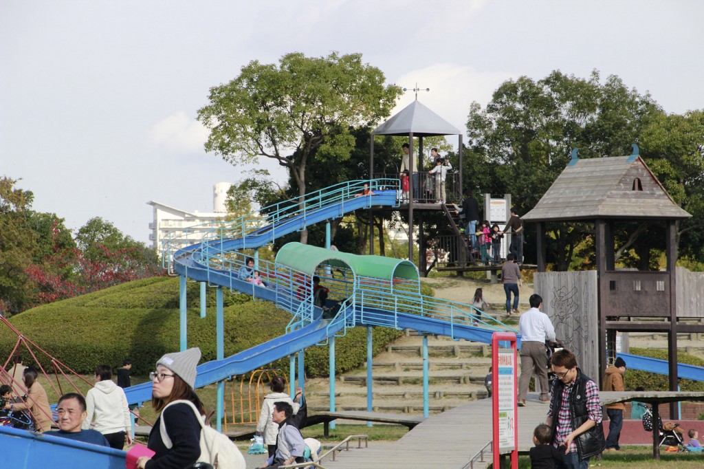 矢橋帰帆島公園　子供の広場　滑り台